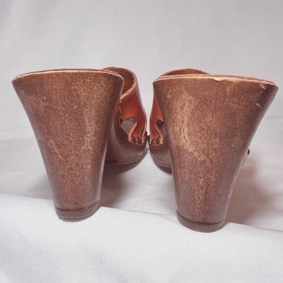 Carlo Pera-Made/Italy-Women's Slip on Clogs-Orange Leather-Sz 7-Studs-Wood-Open - Picture 12 of 16